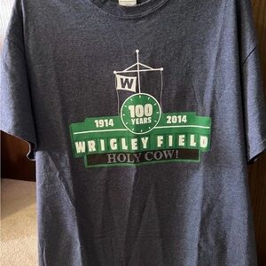 MLB Gray Wrigley Field Short Sleeve Tee